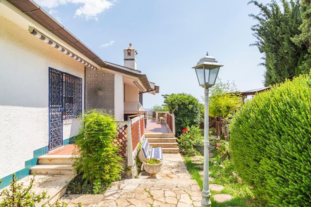 Historic Luxury Villa Terracina Exterior photo