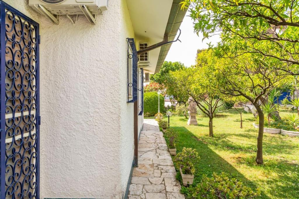 Historic Luxury Villa Terracina Exterior photo