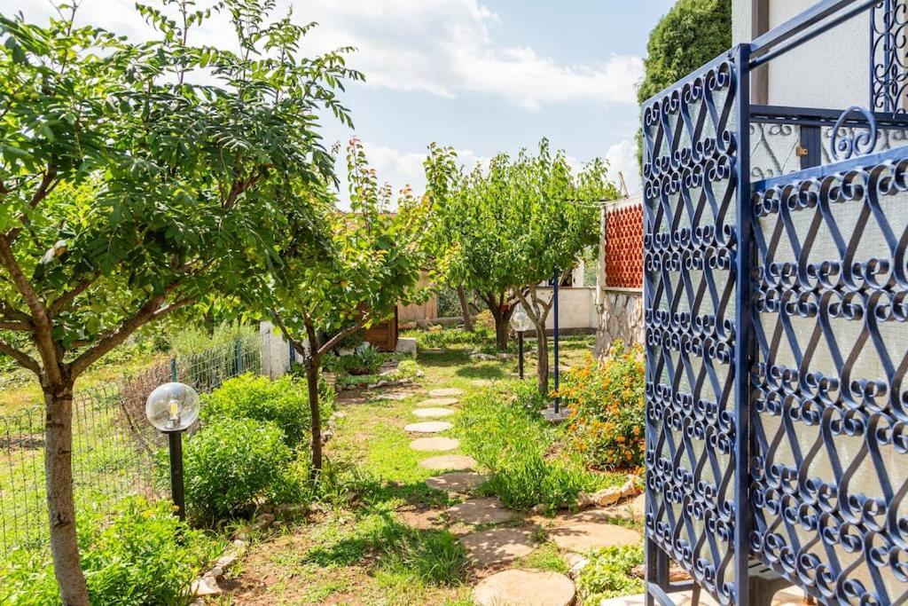 Historic Luxury Villa Terracina Exterior photo