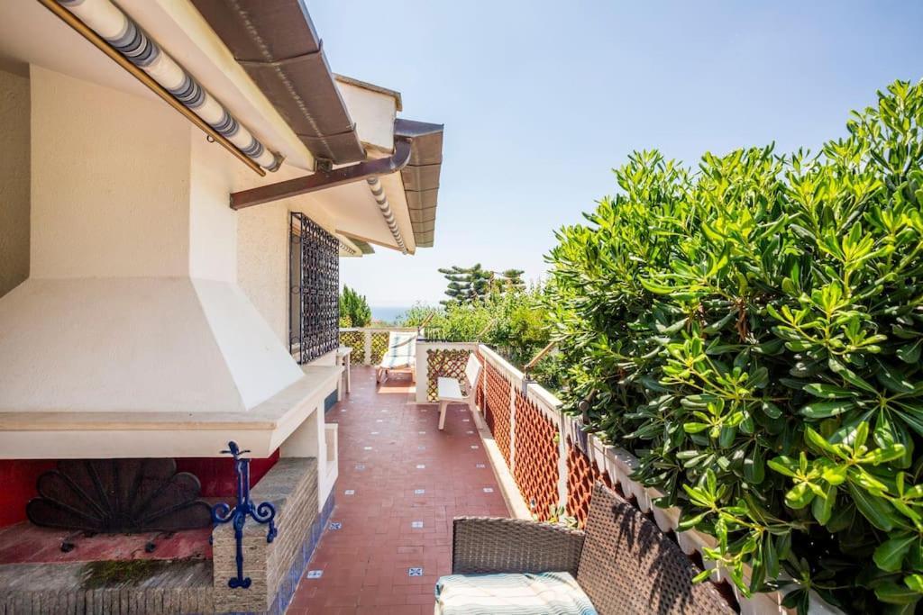 Historic Luxury Villa Terracina Exterior photo